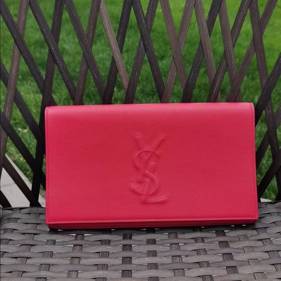 Yves Saint Laurent Handbags - Like New YVES SAINT LAURENT YSL Leather Clutch